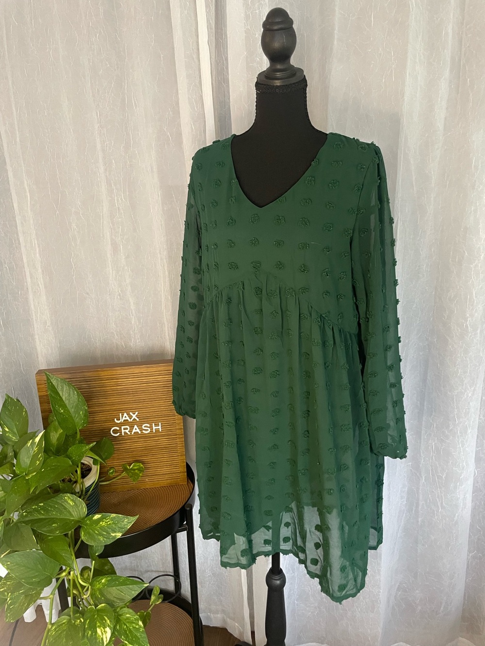 Jax Crash Forest Green V-Neck Textured Babydoll Dress